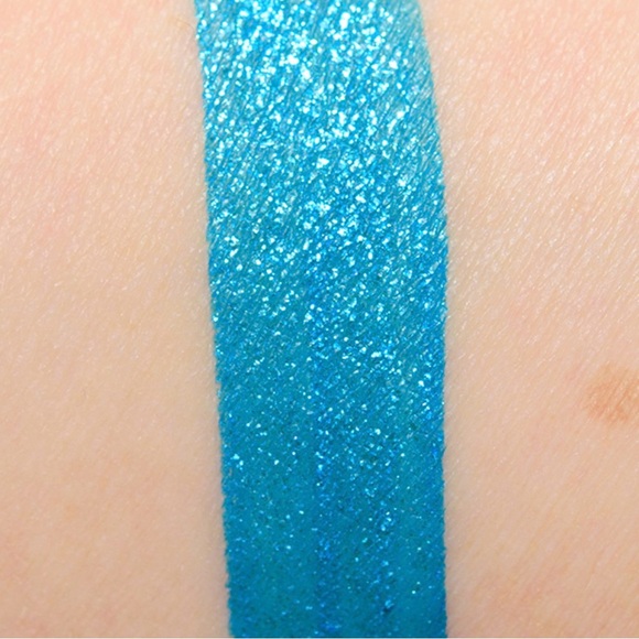 Kat Von D Everlasting Glimmer Veil Liquid Lipstick: Satellite - Picture 7 of 9